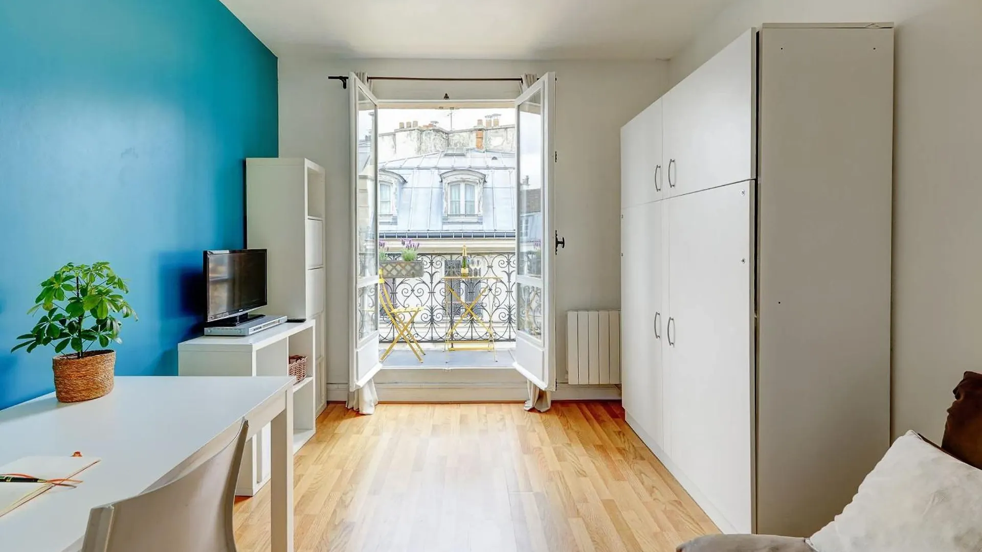 Apartment Bnbnova - Louvre & Palais Royal - Central Paris