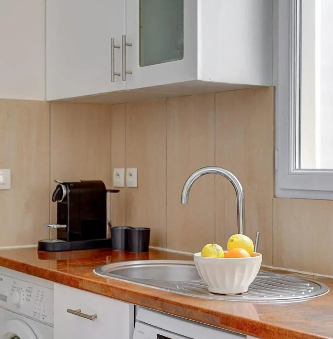 Bnbnova - Louvre & Palais Royal - Central Paris Apartment